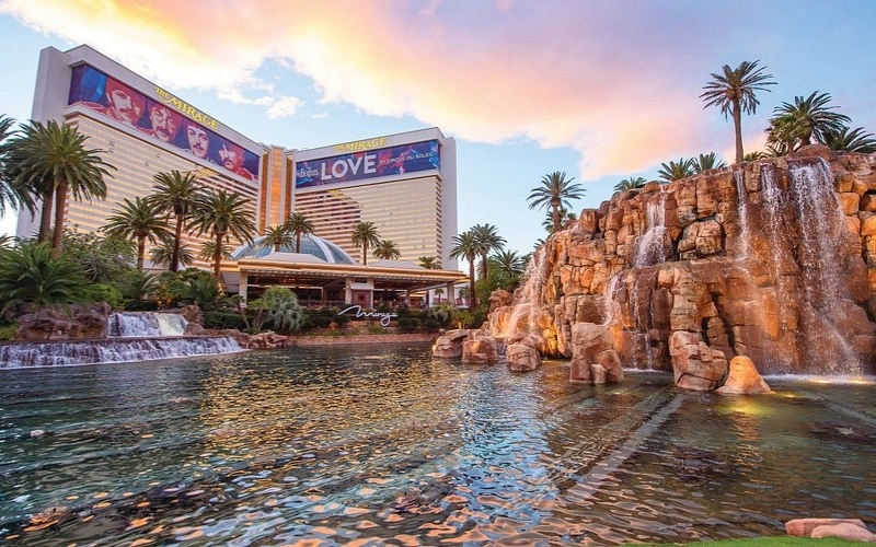 Giải trí đỉnh cao và những show diễn huyền thoại