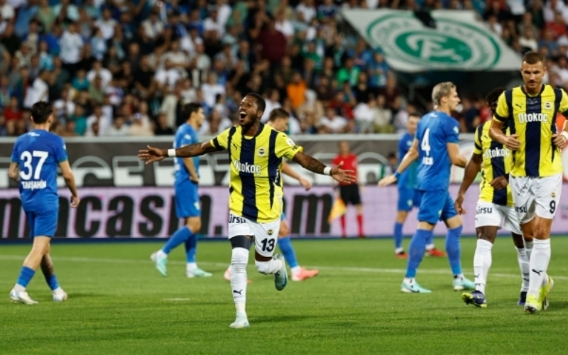 Dự đoán Alanyaspor - Fenerbahçe: Khách thị uy sức mạnh tấn công.