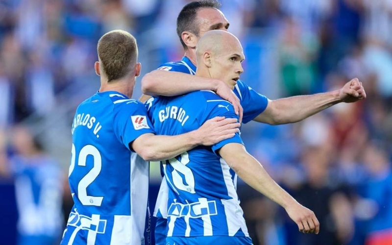 Alavés 2-2 Girona Chia điểm kịch tính – Màn rượt đuổi tỷ số nghẹt thở
