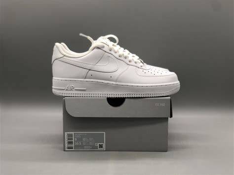 nike-air-force-1-07-triple-white