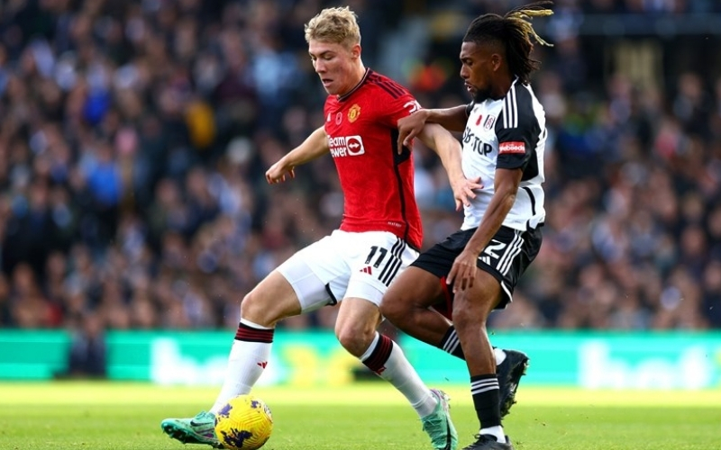 Rasmus Hojlund tiết lộ bí quyết tìm lại cảm giác ghi bàn liên tục