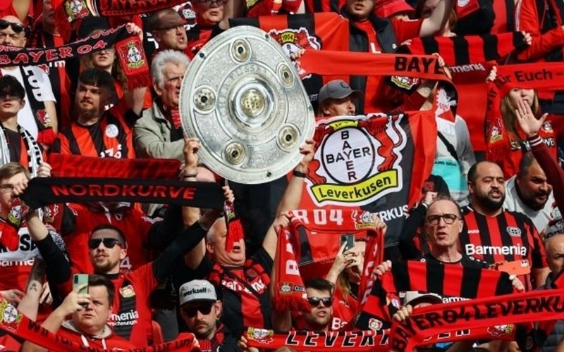 Bayer Leverkusen tạo nên cột mốc lịch sử vô tiền khoáng hậu tại bóng đá Đức