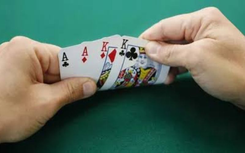 Bí ẩn thiên văn và toán học đằng sau số lượng 52 lá bài